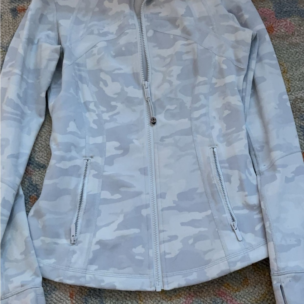 White Camo Define Jacket Size 6